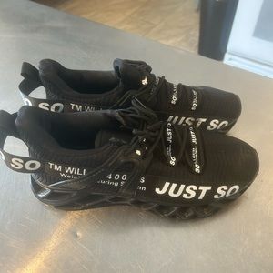 Just so so shoes 9.5-10 black